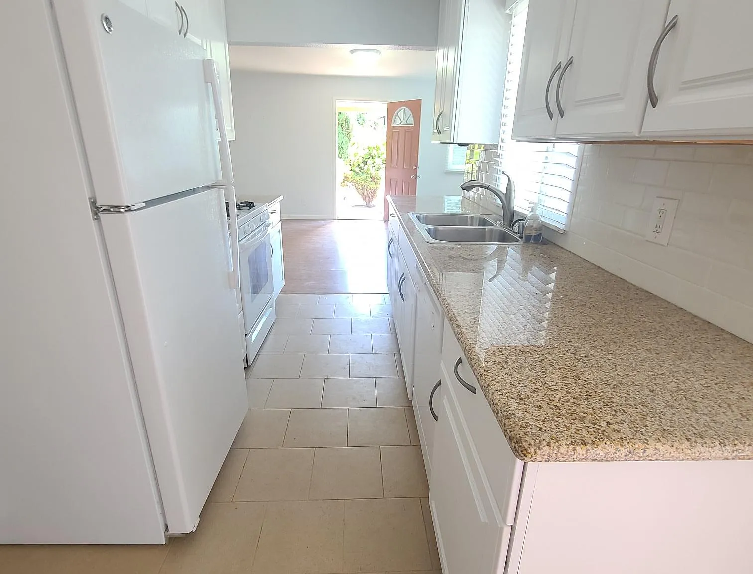 1 bed, $2,200 — Photo 2