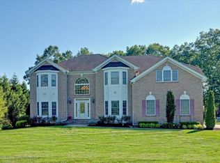 39 Mill Pond Rd, Jackson, NJ 08527