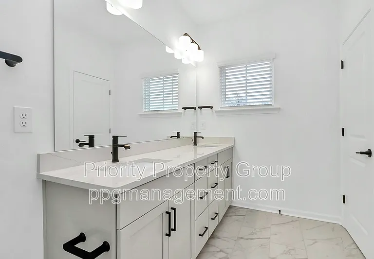 542 Annie Lowery Way — Photo 18