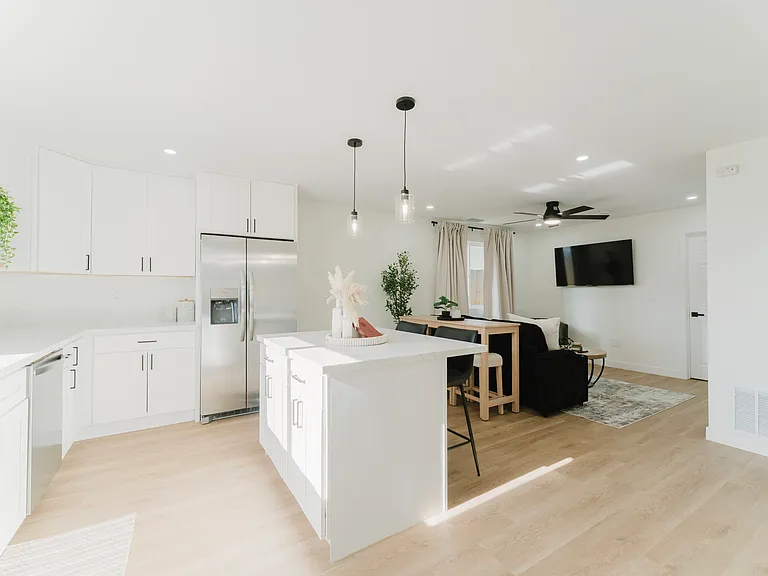678 Ash Ave #B — Photo 19