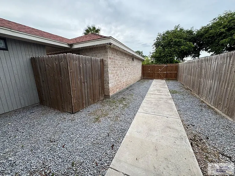 2954 Impala Dr — Photo 8