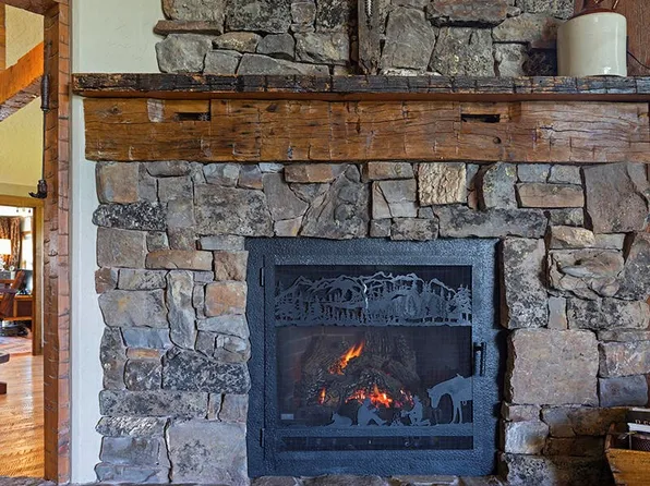 34729 Pierce Ln, Saint Ignatius, MT 59865