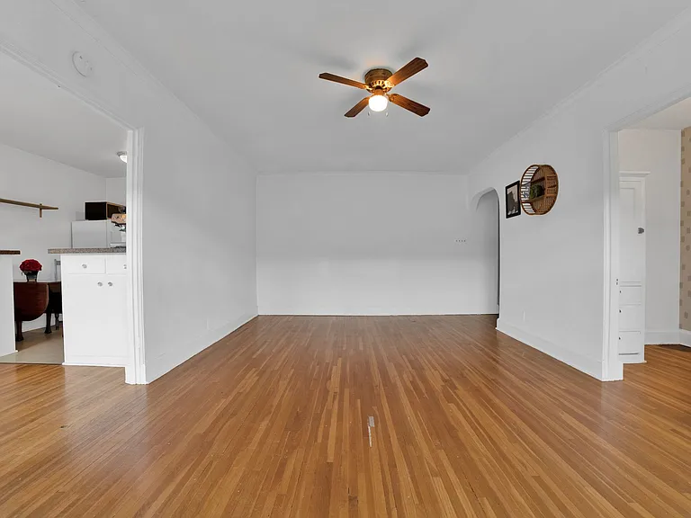 610 Summit Avenue — Photo 13