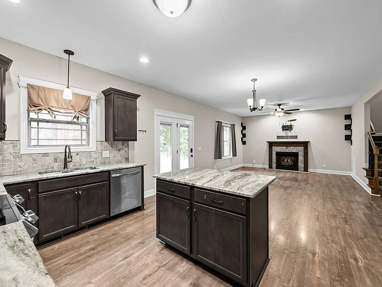 1393 Morning Star Dr — Photo 13