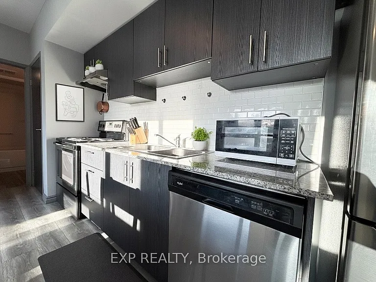275 Larch St #F504 — Photo 9
