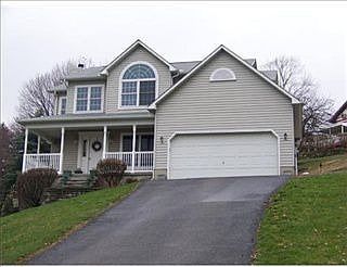 1st image of 231 Primrose Dr
