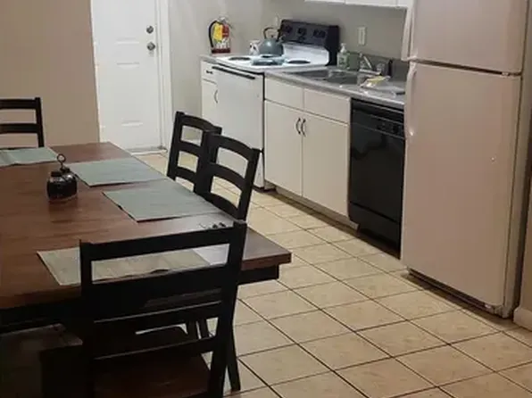 Peachstone Independent Senior Living Apartments, 2000 Austell Rd SW #E22d474c6, Marietta, GA 30008