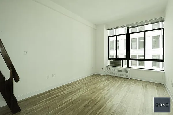 Rented by Bond New York | media 8