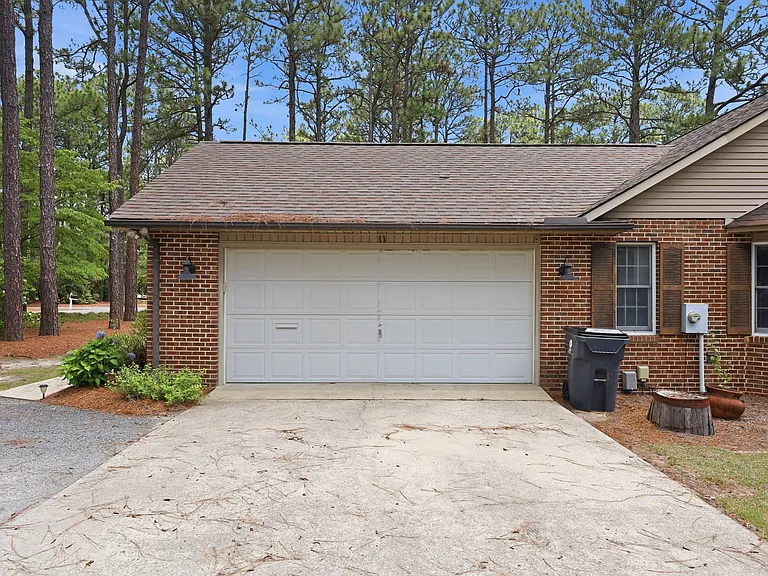 195 Longleaf Rd — Photo 49
