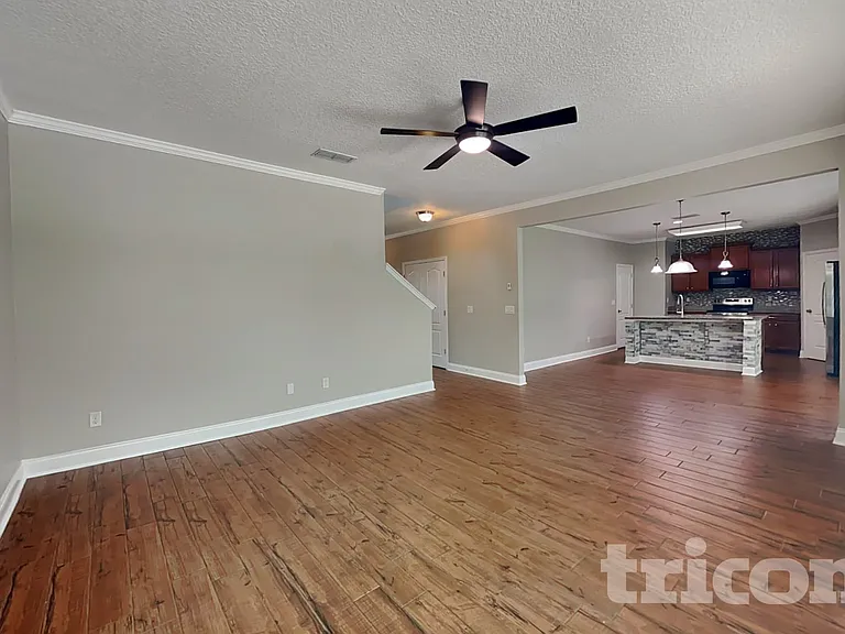 99 Mission Trace Dr — Photo 2