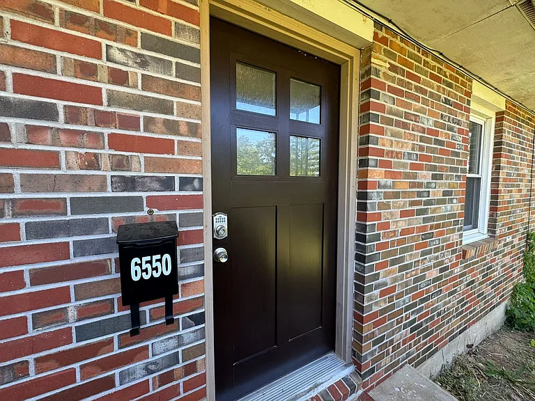 6550 S Old Village Rd — Photo 7