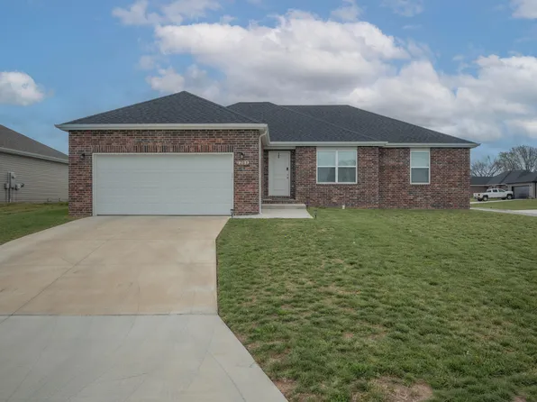 1209 Abbey Avenue, Monett, MO 65708