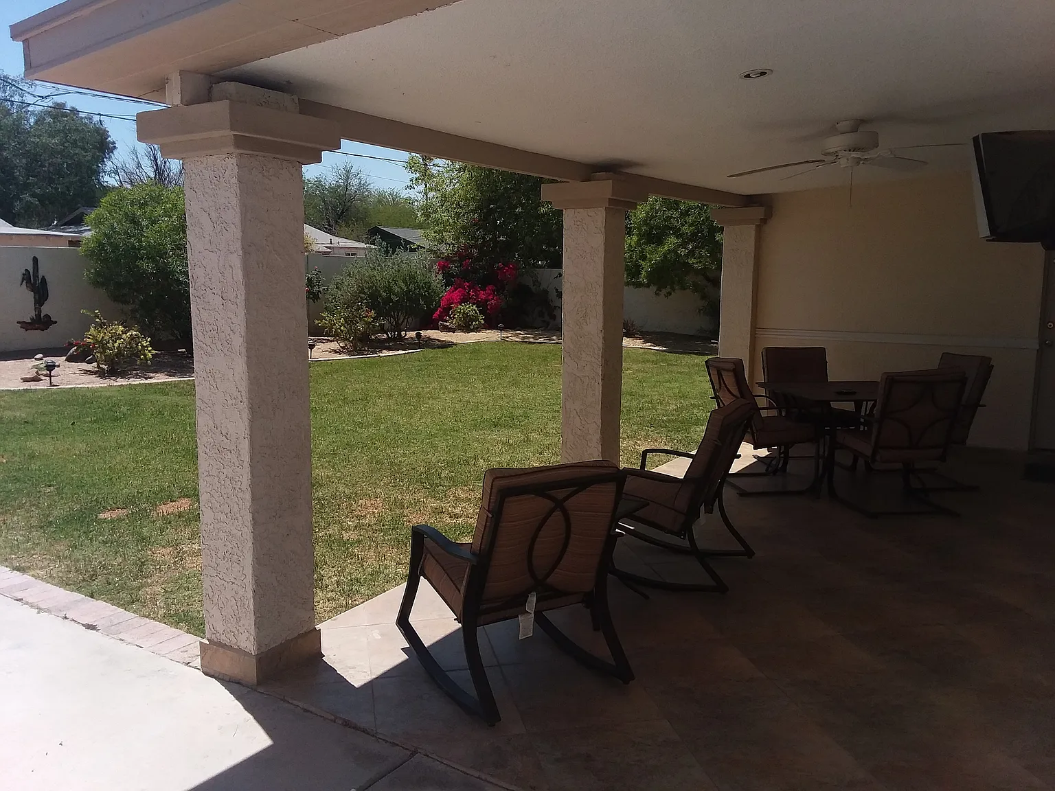 3 bed, 1137 sqft, $2,000 — Photo 4