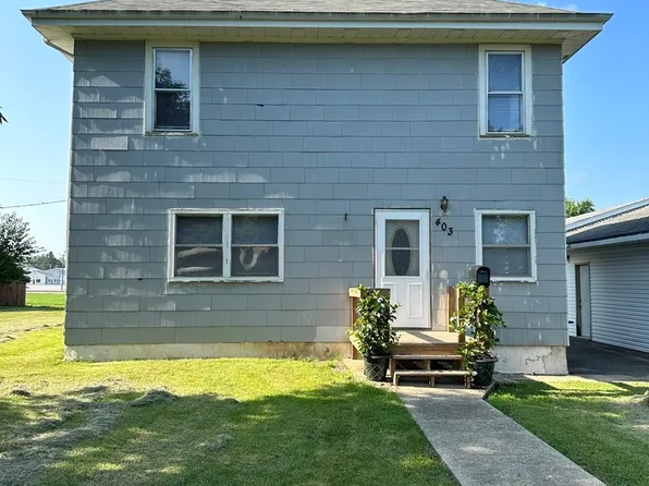 403 W Pine St, Le Roy, IL 61752