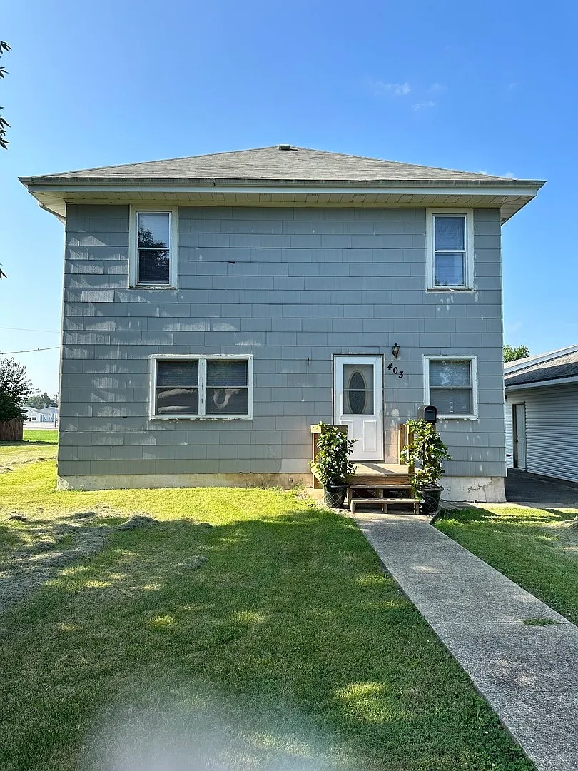 403 W Pine St photo 1