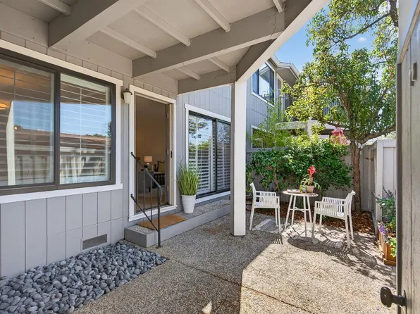 71 Scottsdale Way, Novato, CA 94947