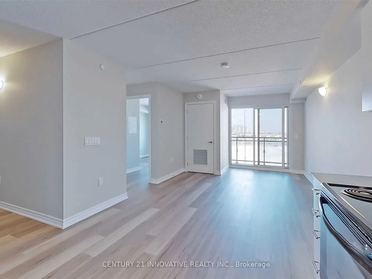 2 bed, $2,050 — Photo 4