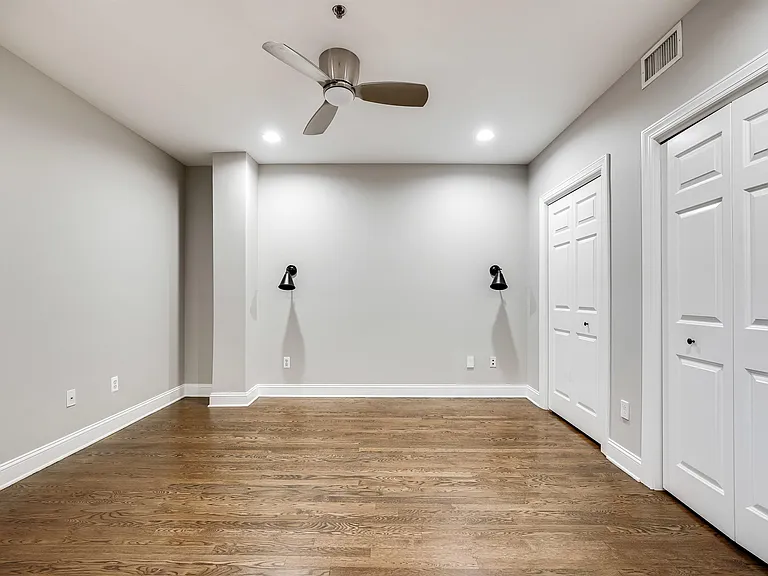 829 Washington St #5 — Photo 7