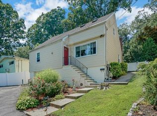 45 Grassy Sprain Rd, Yonkers, NY 10710