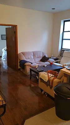 Rented by Chartwell Manhattan Realty | media 15