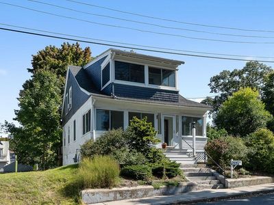 21 Arcadia Ave, Lowell, MA, 01851