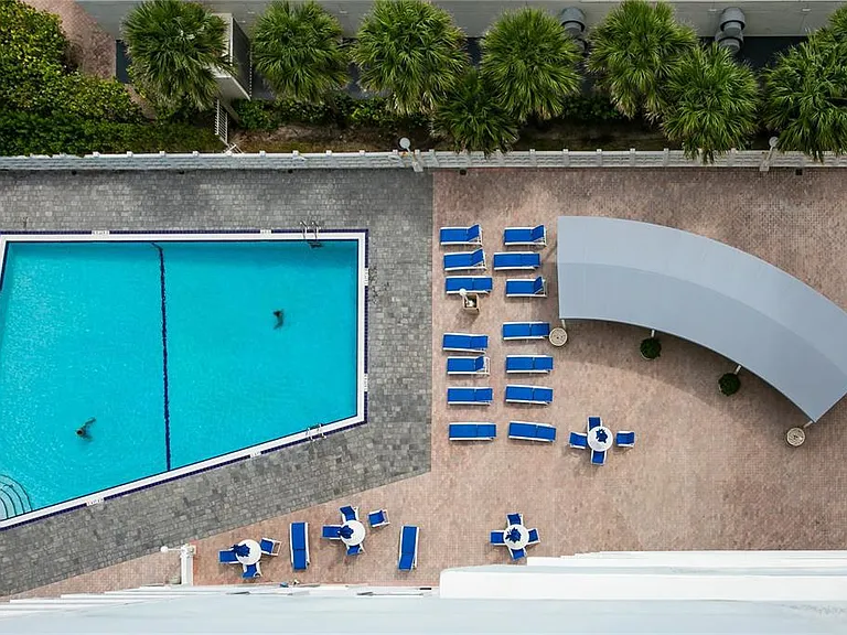 4250 Galt Ocean Dr #Penthouse R — Photo 31