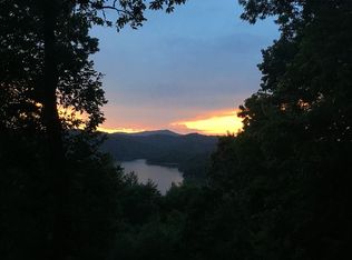 455 Rivard Rd, Glenville, NC 28736