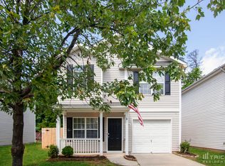 5444 Henderson Oaks Dr, Charlotte, NC 28269