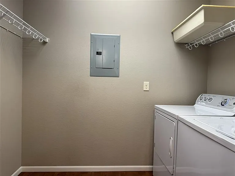 Aspen Trail Apartments — Photo 128