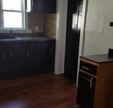 5th image of 1620 Raible Ave