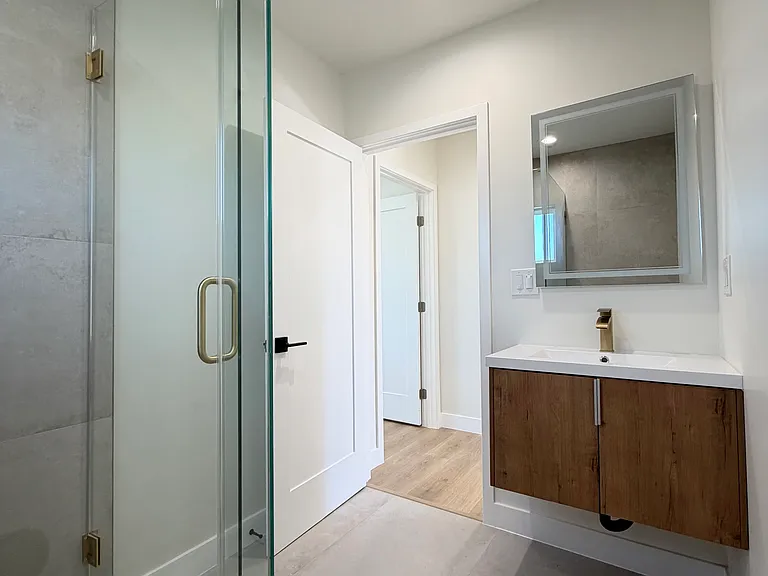 6154 1/2 Colbath Ave #6154-1/2 — Photo 12
