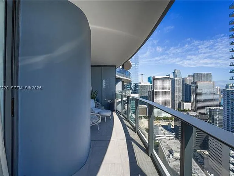 1000 Brickell Plz #3705 — Photo 16