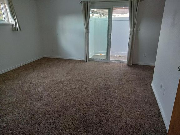 3rd image of 6806 Petit St
