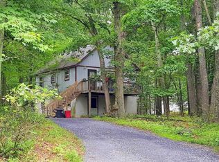 191 Bromley Rd, Henryville, PA 18332