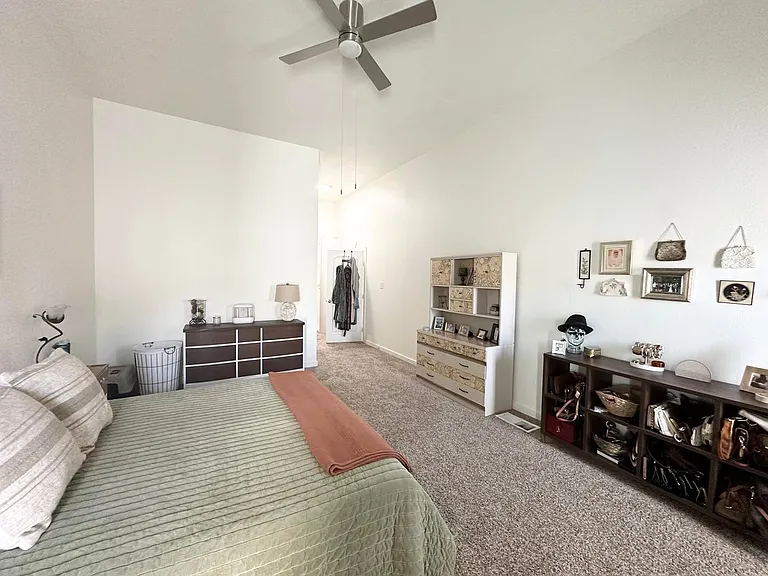 2513 Noel Ave — Photo 15