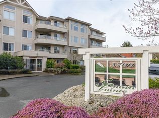 3700 Carey Rd #306, Saanich, BC