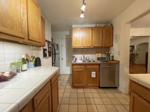 107 Cayuga Heights Rd