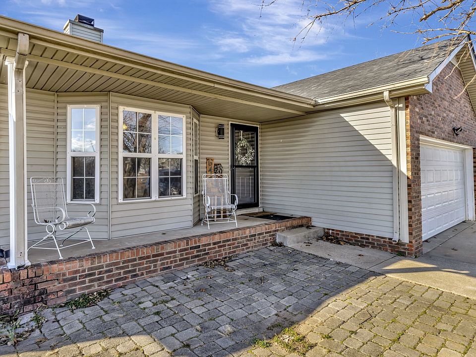 644 Buttercup Dr, Clarksville, TN 37040 | Zillow