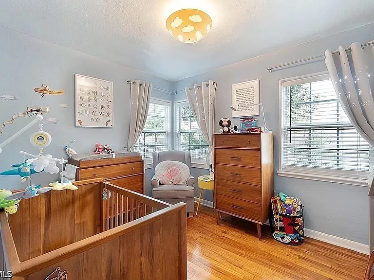 424 Wiltshire Rd — Photo 5