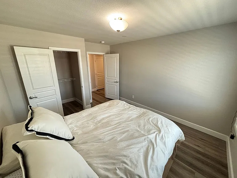 11194 Formosa Springs Ct — Photo 30