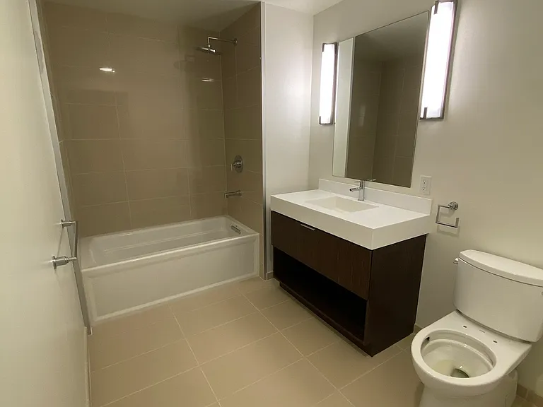 10 Kennedy Pl #101 — Photo 5