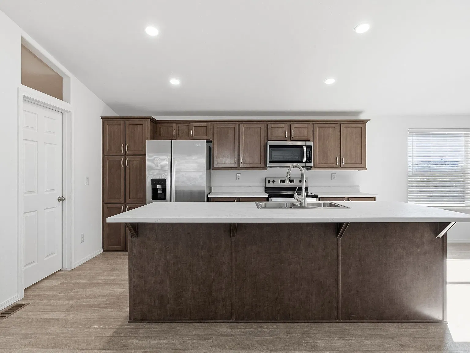 20365 East Cedar Canyon Drive - 1 — Photo 2