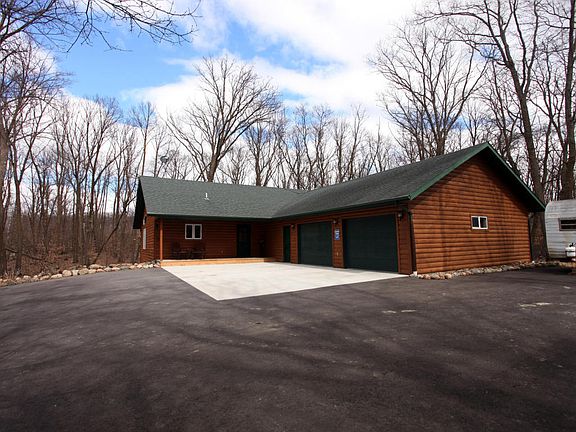 2nd image of 849 Woodsmen Ct NE
