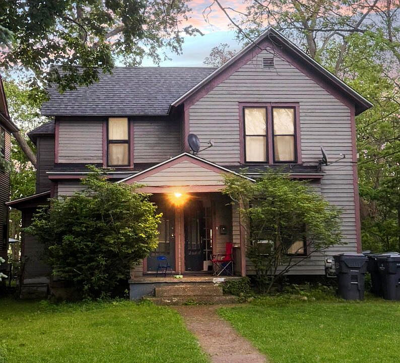 1st image of 418-420 Elm St