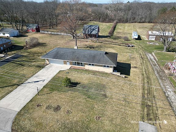 2nd image of 40798 N Forest View Rd