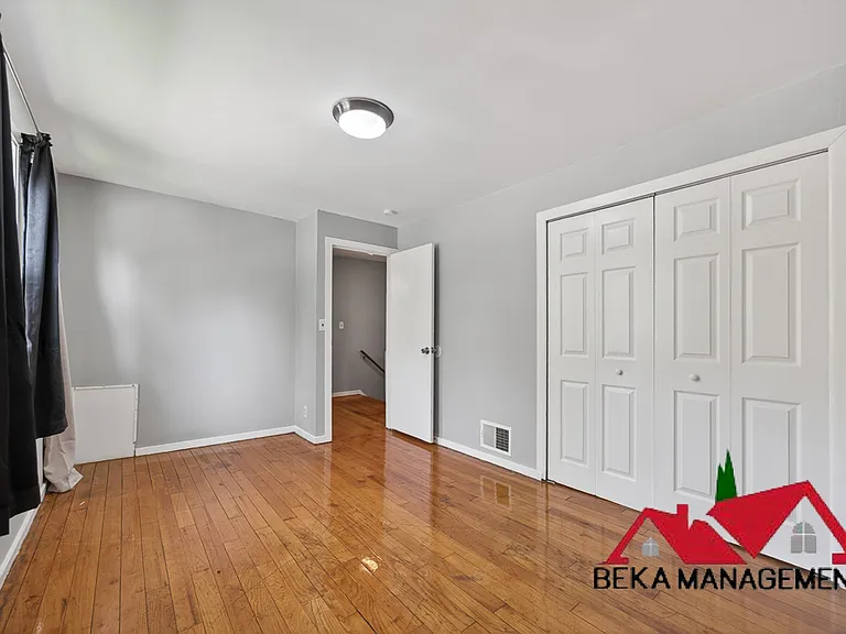 2264 Delton Ct — Photo 4