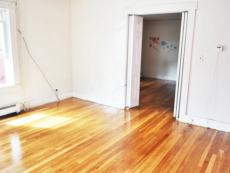 8 Grant St #1 — Photo 5