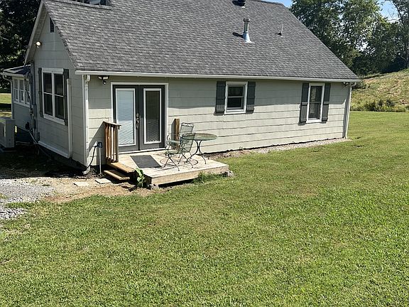 3rd image of 43 Preston Ln