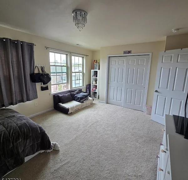 76 Albert Ct — Photo 25