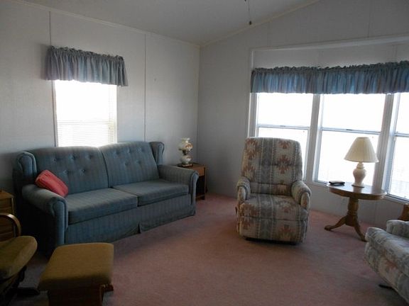 4th image of 13277 E 51st Pl